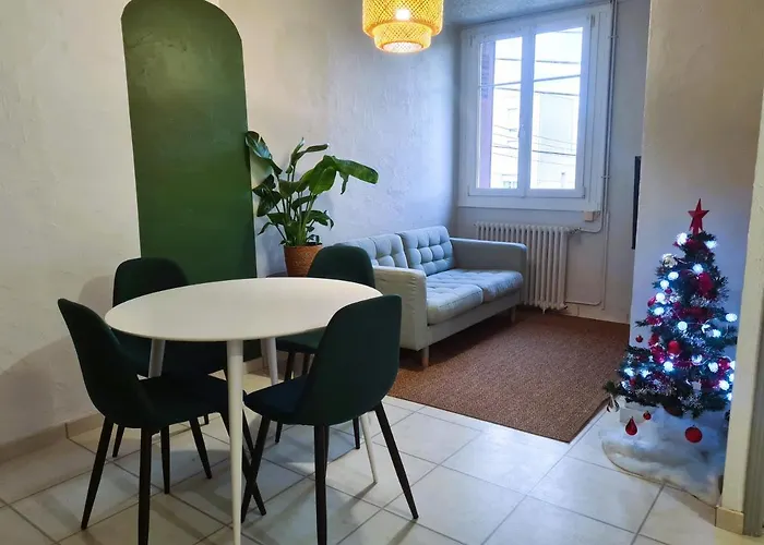 Bel A 3 Min De La De 60m² Lejlighed *